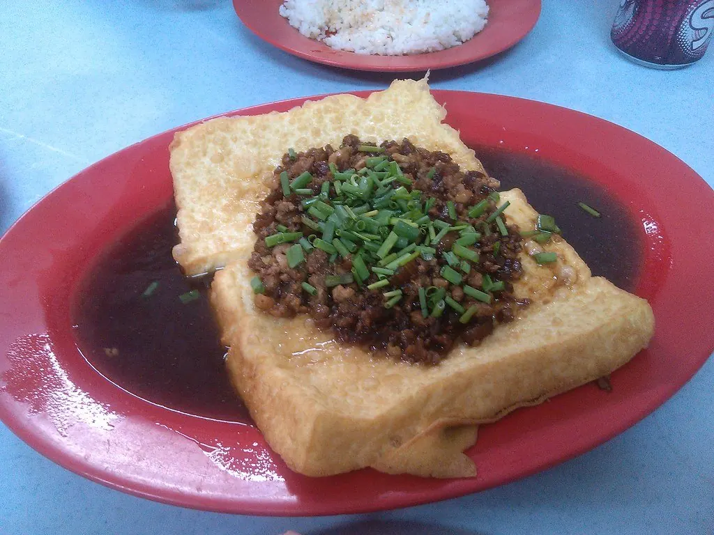 Tofu and plant-based ingredients used in eastern Chinese cooking